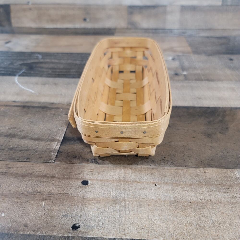 Longaberger Basket Signed Large Bread Basket 11.5 x 5 x 3 in Loaf Basket 2006